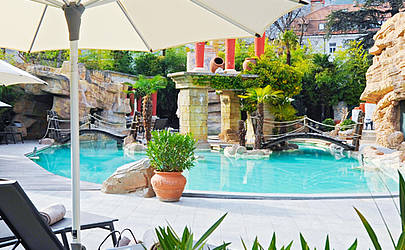 Vier Jahreszeiten First Class Hotel